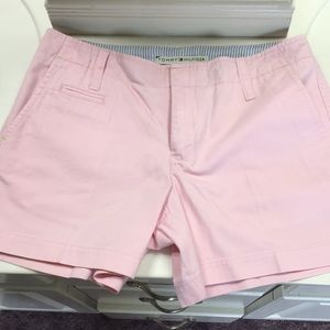 ✨✨REDUCED Women’s Tommy Hilfiger Shorts✨✨
